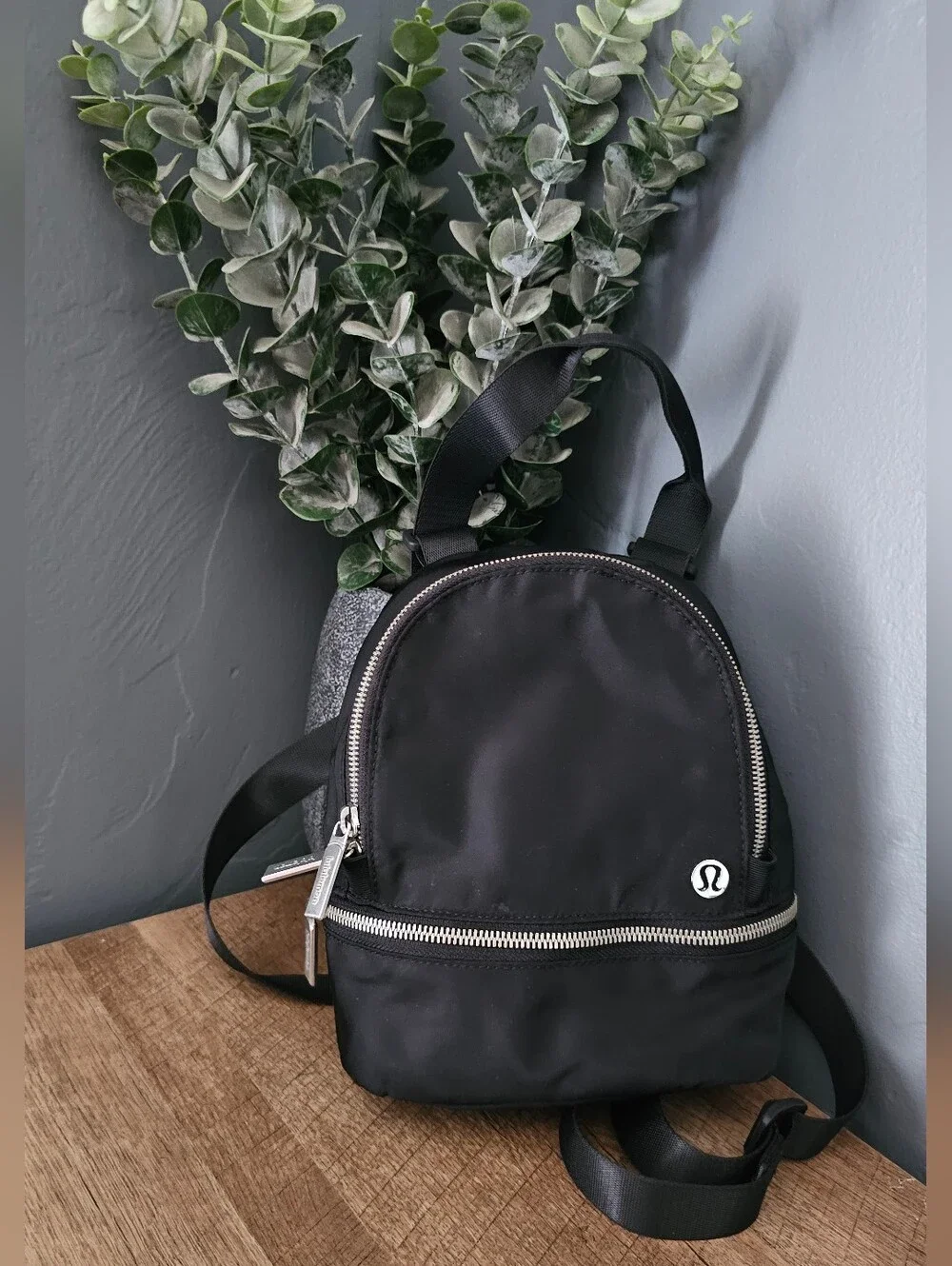 lululemon athletica mini crossbody